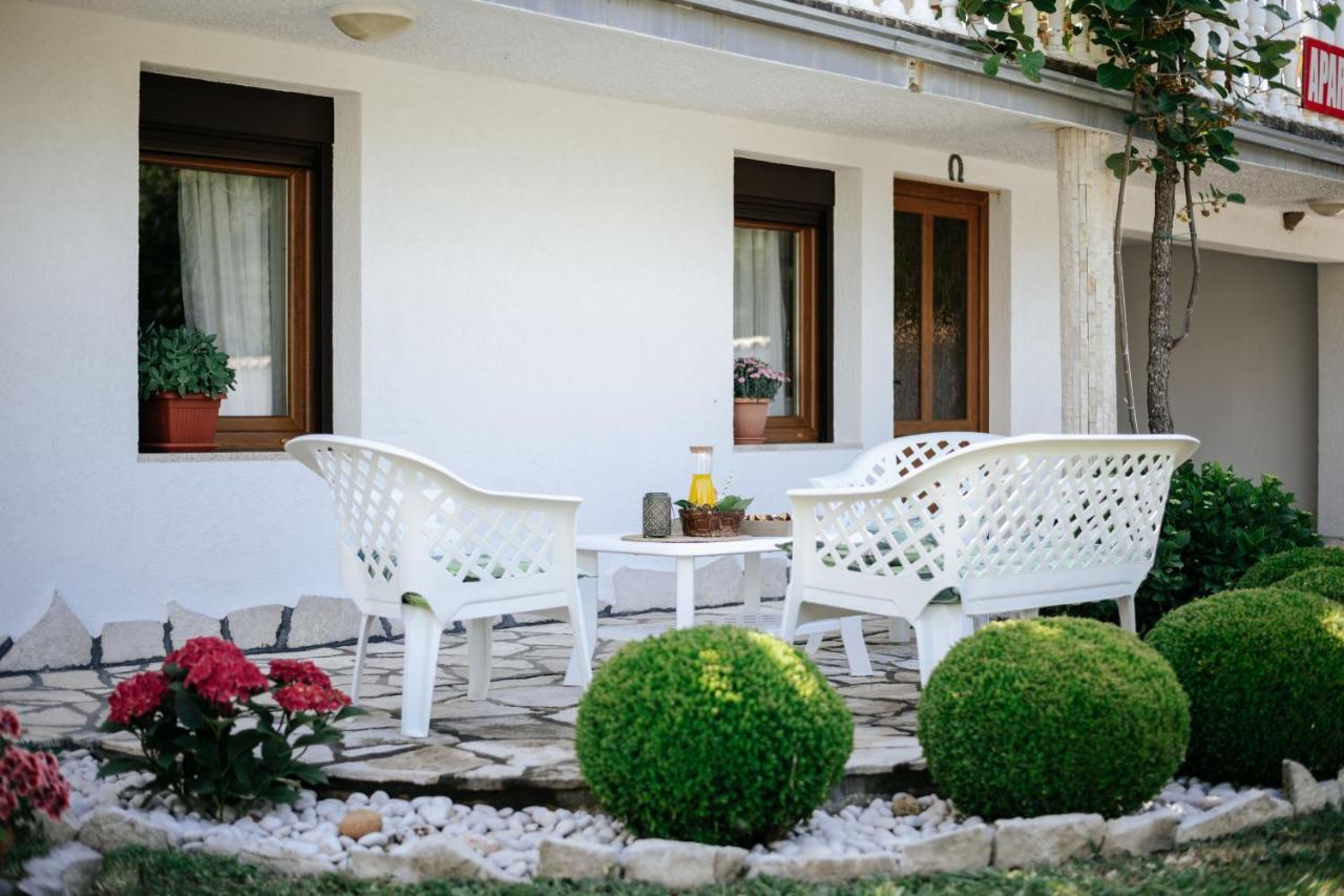 Markovic Village Apartments Ούλτσιν Εξωτερικό φωτογραφία